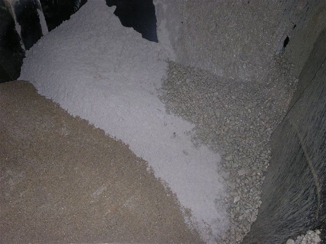 Recyclinggranulaat in de beton menger